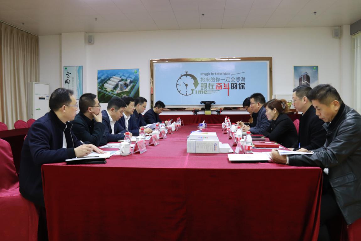 重慶巴南區(qū)副區(qū)長楊亞平一行蒞臨公司參觀考察