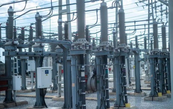 高壓開關(guān)柜特高頻局放帶電檢測解決方案